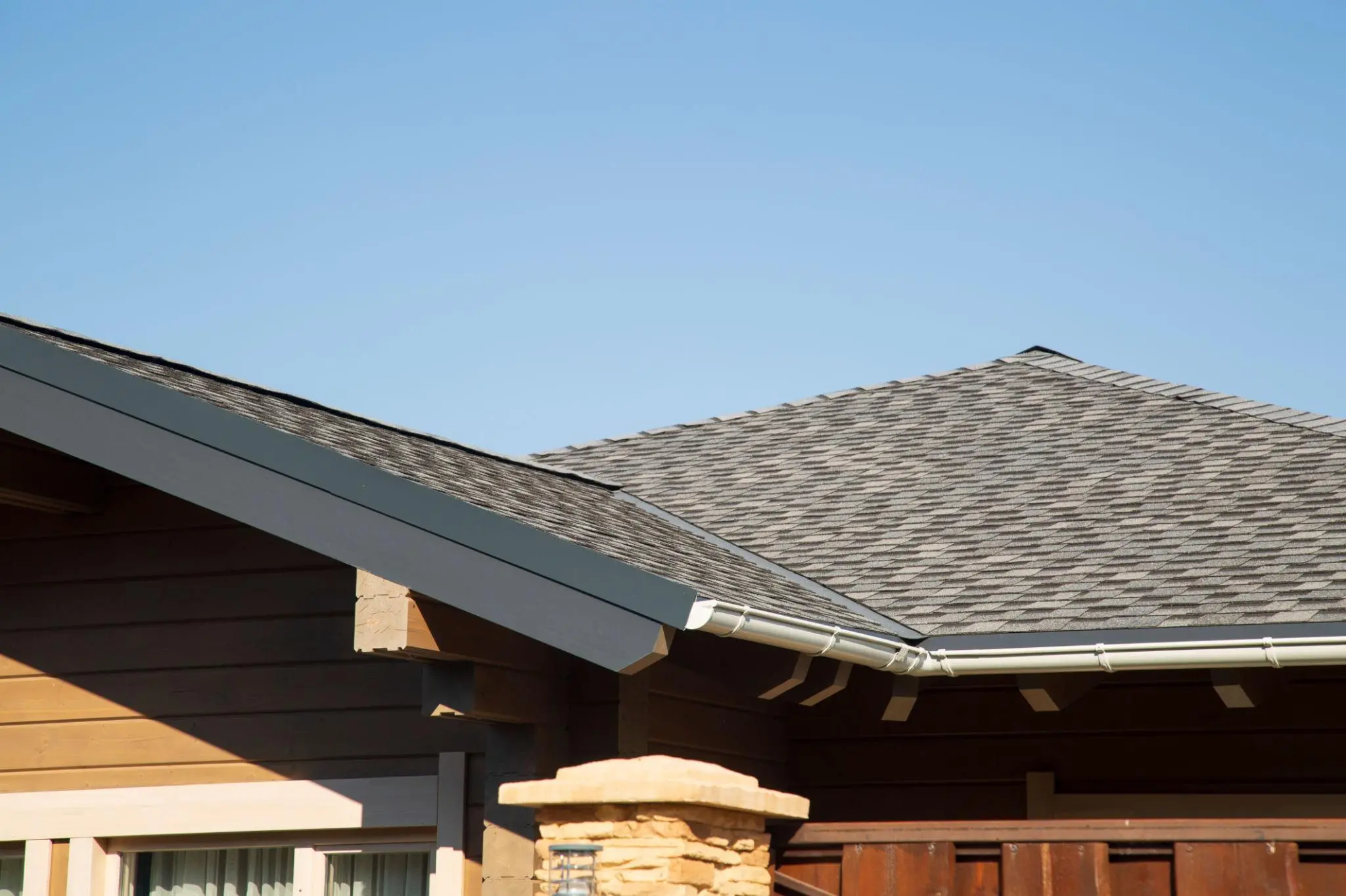 Architectural asphalt shingle roof detail on a Rochester Hills Michigan home